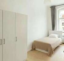 WG-Zimmer in Berlin 700,00 € 13 m²