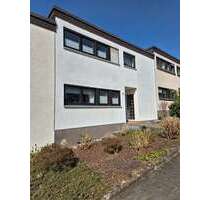 Haus zum Kaufen in Gummersbach 240.000,00 € 123.22 m²