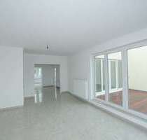 Wohnung zum Mieten in Frankfurt am Main 2.200,00 € 138 m²