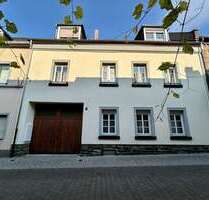 Haus zum Kaufen in Winningen 549.000,00 € 208 m²