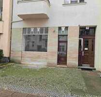 Halle in Berlin 700,00 € 60 m² - 700,00&nbsp;EUR Kaltmiete, ca.&nbsp; 60,00&nbsp;m&sup2; in Berlin (PLZ: 12163)