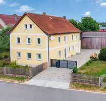 Haus zum Mieten in Kirchendemenreuth 1.400,00 € 214 m²