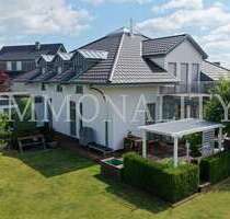Haus zum Kaufen in Diekholzen 950.000,00 € 300 m²