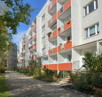 Wohnung zum Mieten in Halle 384,00 € 60.87 m²