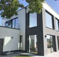 Haus zum Kaufen in Wiesbaden 1.600.000,00 € 200 m²