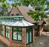 Haus zum Kaufen in Kaarst 990.000,00 € 270 m²