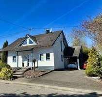 Haus zum Kaufen in Biebern 298.000,00 € 112 m²