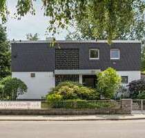 Haus zum Kaufen in Dreieich 1.290.000,00 € 242 m²