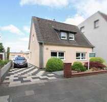 Haus zum Kaufen in Neumünster 349.000,00 € 196.55 m²