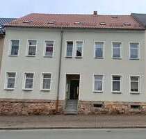 Haus zum Kaufen in Frankenberg 130.000,00 € 198 m²