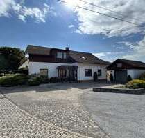 Haus zum Kaufen in Marsberg 139.000,00 € 169 m²