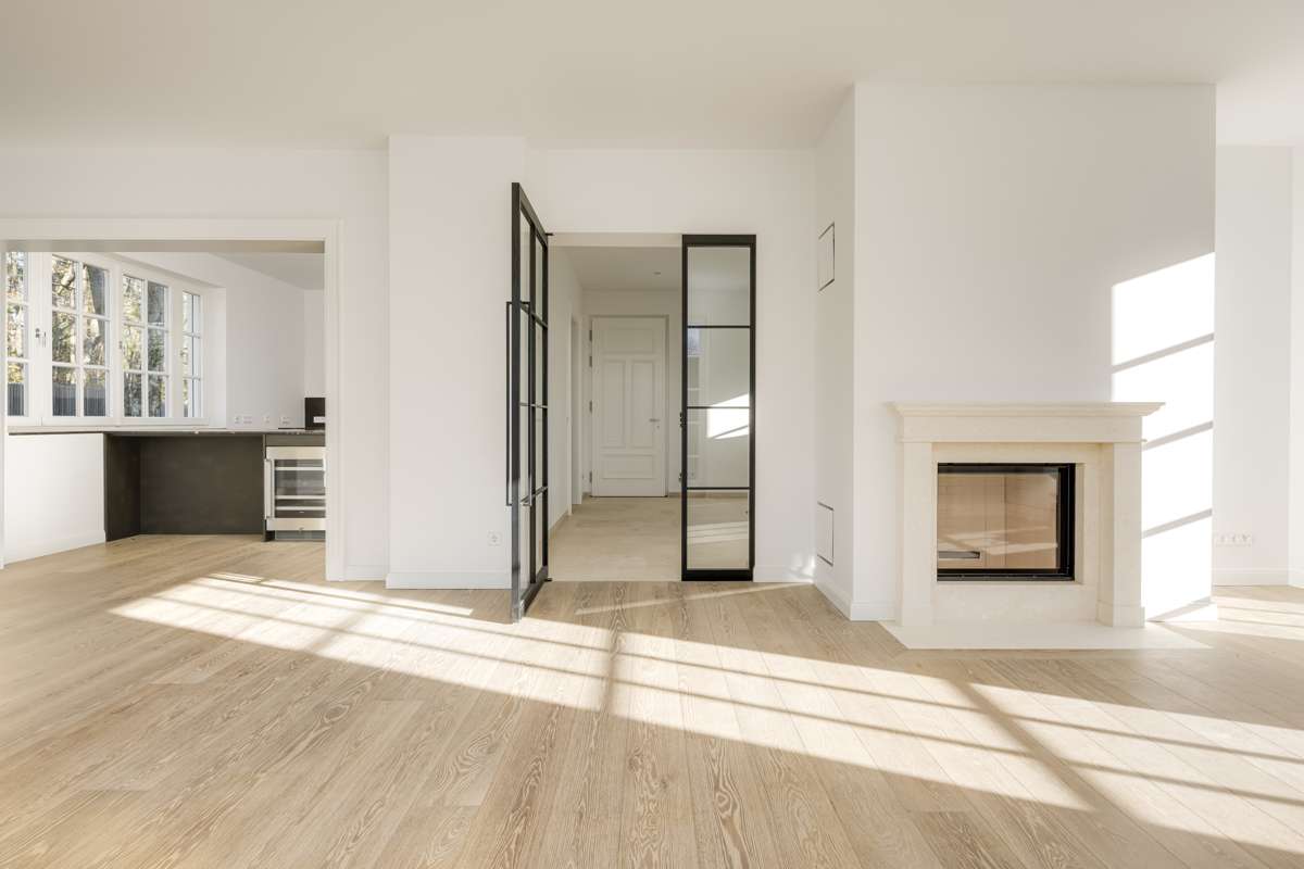 Haus zum Mieten in Grünwald 12.900,00 € 230 m²