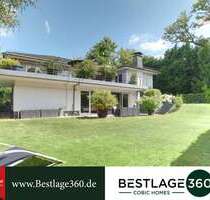 Haus zum Kaufen in Bad Homburg 2.280.000,00 € 320 m²