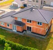 Haus zum Kaufen in Löhnberg 959.000,00 € 259 m²