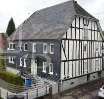 Haus zum Kaufen in Kreuztal 185.000,00 € 256.38 m²
