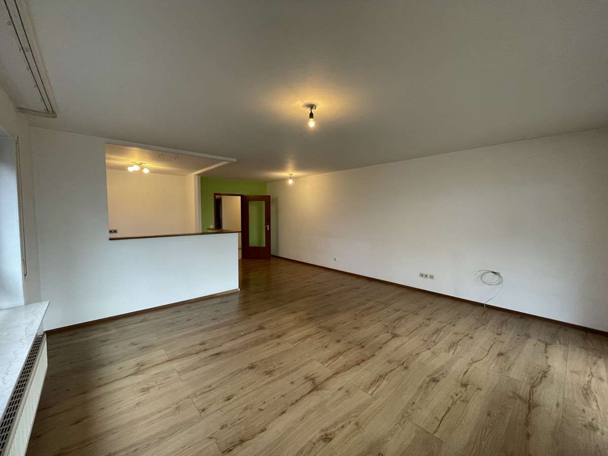 Wohnung zum Kaufen in Karlsbad 245.000,00 € 89.28 m²