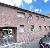 Haus zum Mieten in Kaiserslautern 2.400,00 € 167 m²