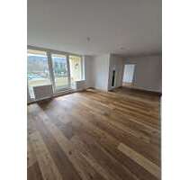 Wohnung zum Mieten in Plauen 380,00 € 67.23 m²