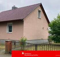 Haus zum Kaufen in Friedland 103.000,00 € 77 m²