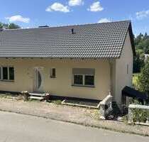 Haus zum Kaufen in Thaleischweiler-Fröschen 199.000,00 € 231 m²