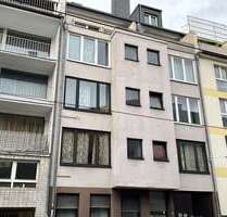 Haus zum Kaufen in Düsseldorf 1.750.000,00 € 585 m²