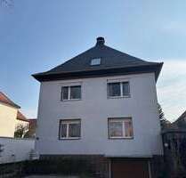 Wohnung zum Kaufen in Halle 250.000,00 € 93.94 m²