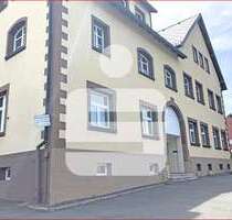 Wohnung zum Kaufen in Presseck 82.000,00 € 245.69 m²