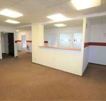 Büro in Krefeld 1.200,00 € 214 m²