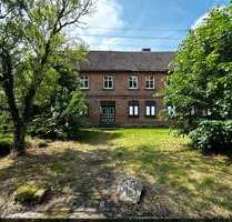 Haus zum Kaufen in Schwiesau 180.000,00 € 457 m²