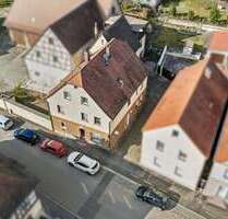 Haus zum Kaufen in Herzogenaurach 470.000,00 € 234 m²