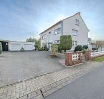 Haus zum Kaufen in Schloß Holte-Stukenbrock 489.000,00 € 260 m²