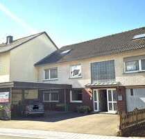 Haus zum Kaufen in Wittlich-Bombogen 300.000,00 € 241.46 m²