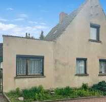 Haus zum Kaufen in Hillersleben 65.000,00 € 82 m²