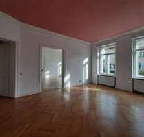 Wohnung zum Kaufen in Zittau 249.000,00 € 178 m²