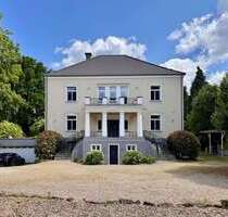 Haus zum Kaufen in Neukirchen-Vluyn 1.750.000,00 € 420 m²