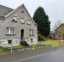 Haus zum Kaufen in Marienhausen 89.000,00 € 160 m²