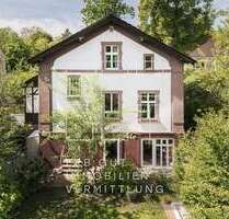 Haus zum Kaufen in Buckow - Märkische Schweiz 1.075.000,00 € 230 m²