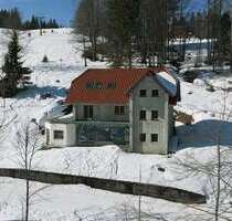 Haus zum Kaufen in Feldberg 680.000,00 € 340 m²