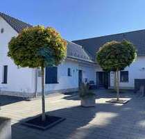 Haus zum Kaufen in Hürtgenwald 515.000,00 € 366 m²