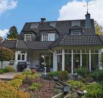 Haus zum Kaufen in Essen 1.350.000,00 € 242 m²