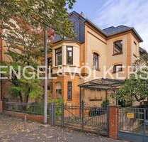 Haus zum Kaufen in Unterliederbach 1.575.000,00 € 314 m²