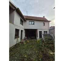 Haus zum Kaufen in Langula 78.000,00 € 130 m²