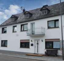 Haus zum Kaufen in Dillendorf 145.000,00 € 194 m²