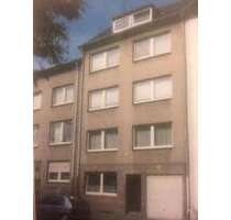 Haus zum Kaufen in Krefeld 375.000,00 € 254 m²