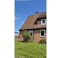 Haus zum Kaufen in Preetz 298.000,00 € 195 m²