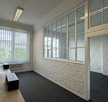 Büro in Berlin 4.042,62 € 224.59 m²