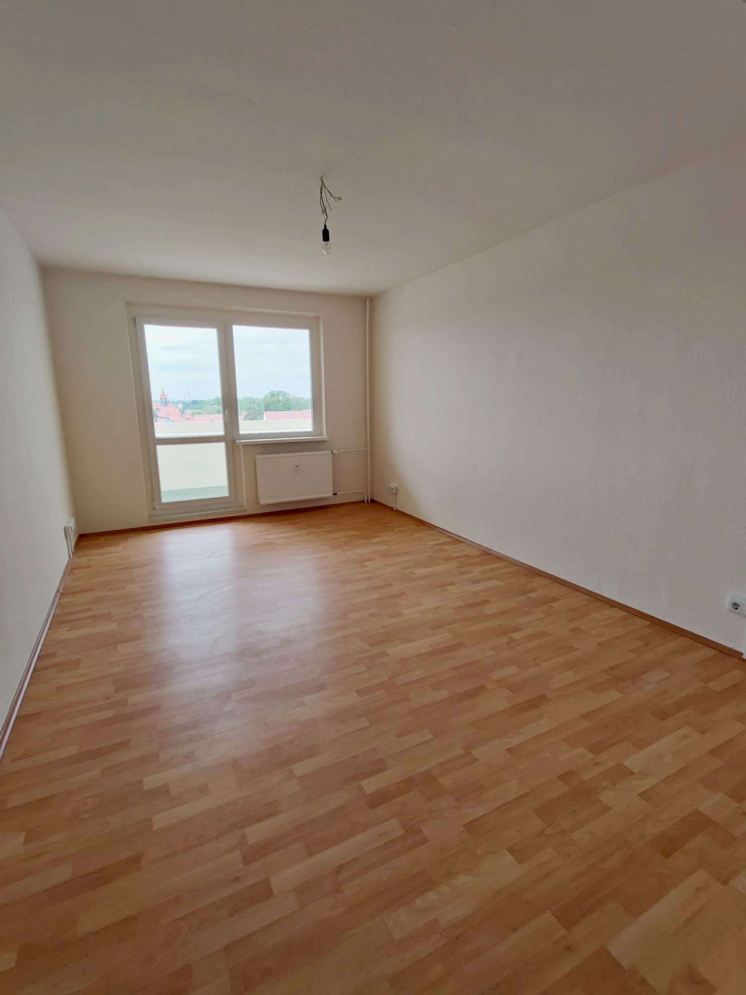 Wohnung zum Mieten in Rötha 390,00 € 62 m²