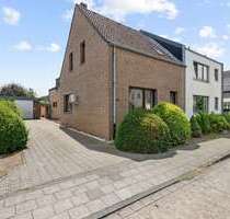 Haus zum Kaufen in Meerbusch 699.000,00 € 162.94 m²