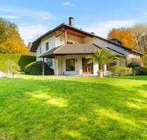 Haus zum Kaufen in Lappersdorf 1.950.000,00 € 296 m²