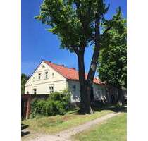 Haus zum Kaufen in Neuhardenberg 360.000,00 € 380 m²